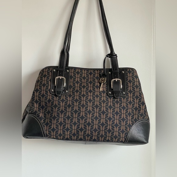 Elegant Black and Brown Handbag - Picture 1 of 5